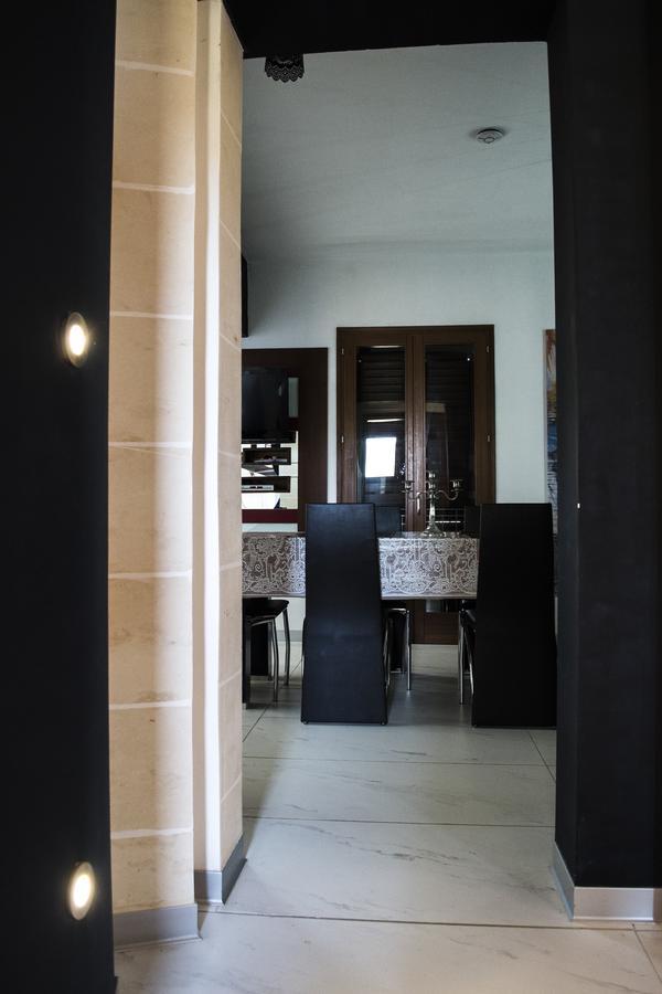 Luxury Apartment - Fort Chambray Ghajnsielem Exterior foto